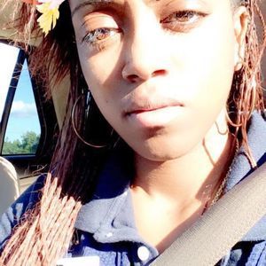 Meet your Posher, Elisha